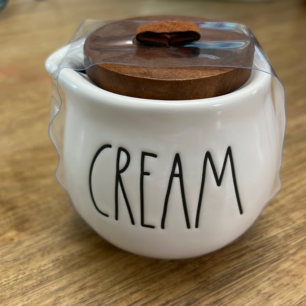 Rae Dunn ceramic creamer